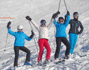 cours de ski à la journée avec un moniteur de ski de megeve. une ecole de ski à Megève ASM pour skier en toute confiance